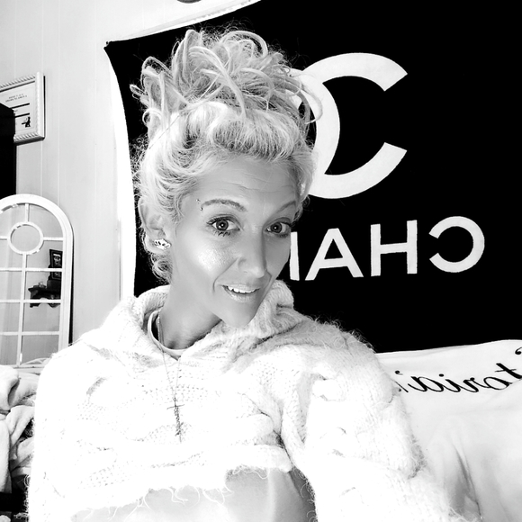 💖Meet your Posher, Maria aka BadbishhRia 💪🏽 - Picture 11 of 16